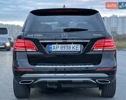 Мерседес ГЛЕ-Клас 2016 у Вінниці на Automoto.ua Чорний Мерседес ГЛЕ-Клас, об'ємом двигуна 2.2 л та пробігом 280 тис. км за 31555 $, фото 28 на Automoto.ua