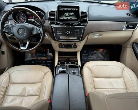 Черный Мерседес ГЛЕ-Класс, объемом двигателя 3 л и пробегом 131 тыс. км за 36900 $, фото 3 на Automoto.ua
