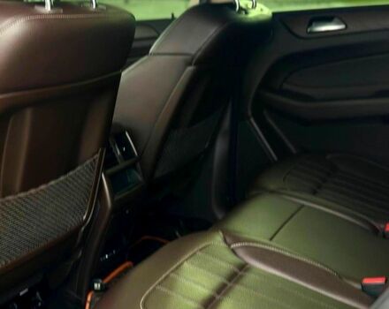 Черный Мерседес ГЛЕ-Класс, объемом двигателя 2.5 л и пробегом 220 тыс. км за 29999 $, фото 1 на Automoto.ua