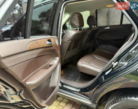 Черный Мерседес ГЛЕ-Класс, объемом двигателя 3 л и пробегом 150 тыс. км за 29500 $, фото 25 на Automoto.ua