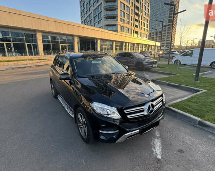 Черный Мерседес ГЛЕ-Класс, объемом двигателя 2.2 л и пробегом 117 тыс. км за 35350 $, фото 3 на Automoto.ua