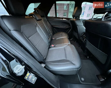 Мерседес ГЛЕ-Клас 2016 у Вінниці на Automoto.ua Чорний Мерседес ГЛЕ-Клас, об'ємом двигуна 2.2 л та пробігом 280 тис. км за 31555 $, фото 57 на Automoto.ua