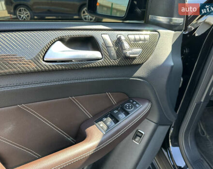 Черный Мерседес ГЛЕ-Класс, объемом двигателя 5.46 л и пробегом 113 тыс. км за 46999 $, фото 6 на Automoto.ua