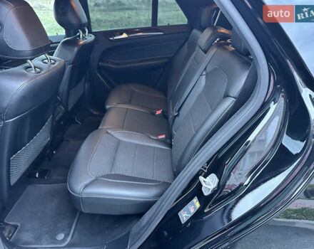 Мерседес ГЛЕ-Клас 2016 у Вінниці на Automoto.ua Чорний Мерседес ГЛЕ-Клас, об'ємом двигуна 2.2 л та пробігом 280 тис. км за 31555 $, фото 53 на Automoto.ua