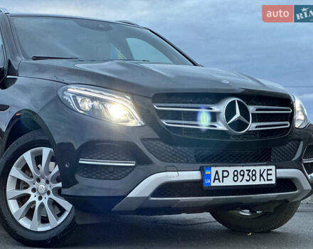Мерседес ГЛЕ-Клас 2016 у Вінниці на Automoto.ua Чорний Мерседес ГЛЕ-Клас, об'ємом двигуна 2.2 л та пробігом 280 тис. км за 31555 $, фото 19 на Automoto.ua