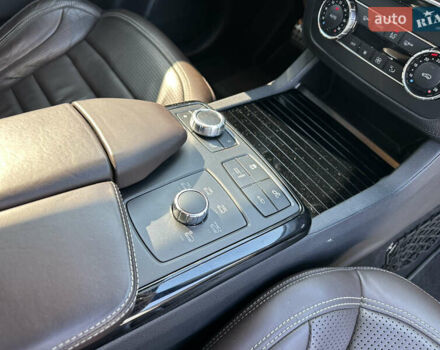 Черный Мерседес ГЛЕ-Класс, объемом двигателя 5.46 л и пробегом 113 тыс. км за 46999 $, фото 27 на Automoto.ua