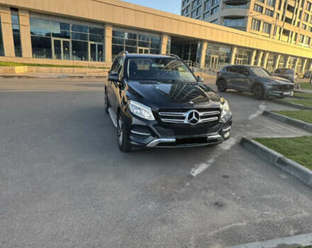 Черный Мерседес ГЛЕ-Класс, объемом двигателя 2.2 л и пробегом 117 тыс. км за 35350 $, фото 1 на Automoto.ua