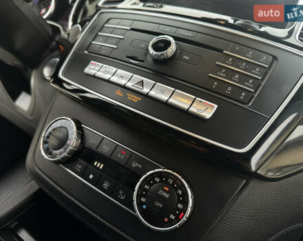 Черный Мерседес ГЛЕ-Класс, объемом двигателя 3 л и пробегом 216 тыс. км за 29900 $, фото 80 на Automoto.ua