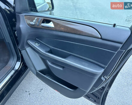 Мерседес ГЛЕ-Клас 2016 у Вінниці на Automoto.ua Чорний Мерседес ГЛЕ-Клас, об'ємом двигуна 2.2 л та пробігом 280 тис. км за 31555 $, фото 58 на Automoto.ua