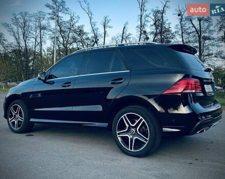 Чорний Мерседес ГЛЕ-Клас, об'ємом двигуна 2.99 л та пробігом 211 тис. км за 35500 $, фото 4 на Automoto.ua
