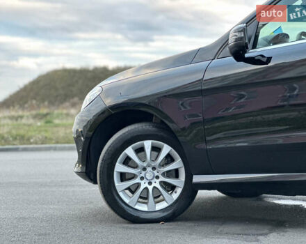 Мерседес ГЛЕ-Клас 2016 у Вінниці на Automoto.ua Чорний Мерседес ГЛЕ-Клас, об'ємом двигуна 2.2 л та пробігом 280 тис. км за 31555 $, фото 14 на Automoto.ua