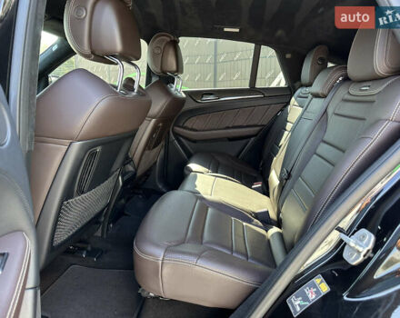 Черный Мерседес ГЛЕ-Класс, объемом двигателя 5.46 л и пробегом 113 тыс. км за 46999 $, фото 18 на Automoto.ua