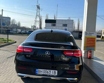 Черный Мерседес ГЛЕ-Класс, объемом двигателя 2.99 л и пробегом 200 тыс. км за 43000 $, фото 4 на Automoto.ua