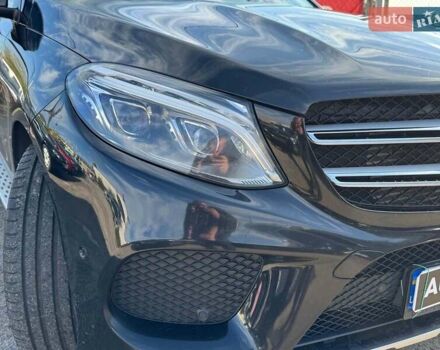 Мерседес ГЛЕ-Класс 2016 в Запорожье на Automoto.ua Черный Мерседес ГЛЕ-Класс, объемом двигателя 3 л и пробегом 218 тыс. км за 35990 $, фото 7 на Automoto.ua