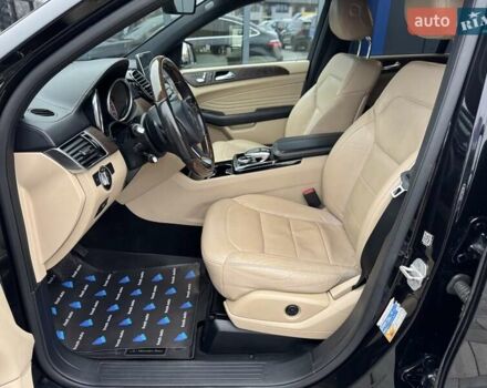 Черный Мерседес ГЛЕ-Класс, объемом двигателя 3 л и пробегом 131 тыс. км за 36900 $, фото 19 на Automoto.ua