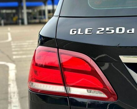 Черный Мерседес ГЛЕ-Класс, объемом двигателя 2.5 л и пробегом 220 тыс. км за 29999 $, фото 6 на Automoto.ua