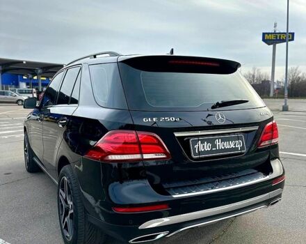 Черный Мерседес ГЛЕ-Класс, объемом двигателя 2.5 л и пробегом 220 тыс. км за 29999 $, фото 9 на Automoto.ua