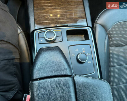 Мерседес ГЛЕ-Клас 2016 у Вінниці на Automoto.ua Чорний Мерседес ГЛЕ-Клас, об'ємом двигуна 2.2 л та пробігом 280 тис. км за 31555 $, фото 49 на Automoto.ua