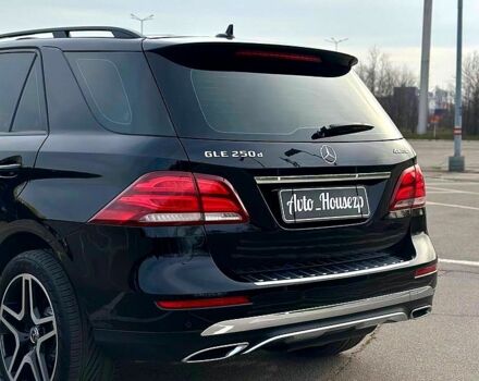 Черный Мерседес ГЛЕ-Класс, объемом двигателя 2.5 л и пробегом 220 тыс. км за 29999 $, фото 10 на Automoto.ua