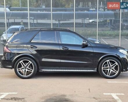 Чорний Мерседес ГЛЕ-Клас, об'ємом двигуна 3 л та пробігом 125 тис. км за 30200 $, фото 2 на Automoto.ua