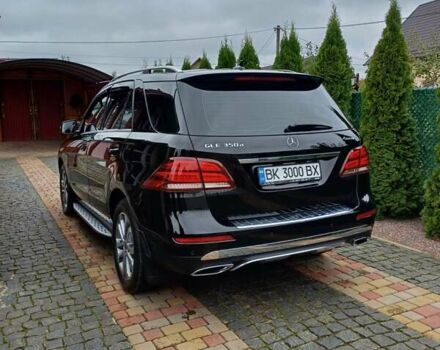 Мерседес ГЛЕ-Класс 2017 в Сарнах на Automoto.ua Черный Мерседес ГЛЕ-Класс, объемом двигателя 2.99 л и пробегом 69 тыс. км за 46500 $, фото 2 на Automoto.ua