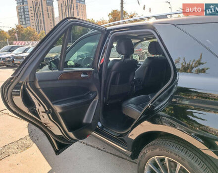 Черный Мерседес ГЛЕ-Класс, объемом двигателя 3.5 л и пробегом 98 тыс. км за 28990 $, фото 12 на Automoto.ua