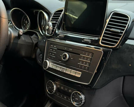 Черный Мерседес ГЛЕ-Класс, объемом двигателя 3 л и пробегом 87 тыс. км за 45400 $, фото 52 на Automoto.ua