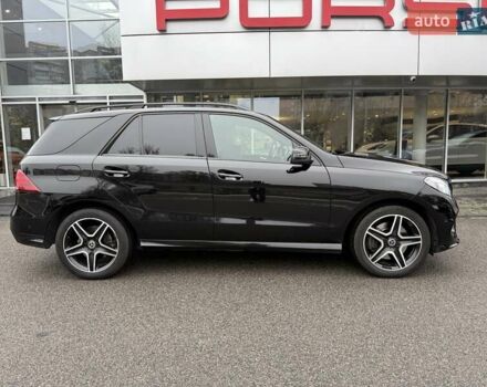 Черный Мерседес ГЛЕ-Класс, объемом двигателя 3 л и пробегом 99 тыс. км за 34900 $, фото 5 на Automoto.ua