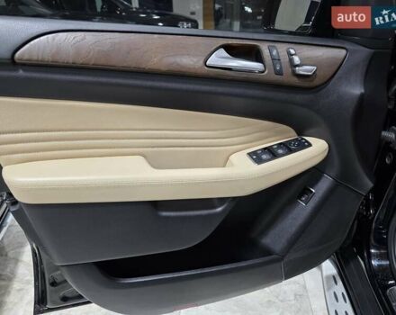 Черный Мерседес ГЛЕ-Класс, объемом двигателя 2.99 л и пробегом 118 тыс. км за 45500 $, фото 34 на Automoto.ua