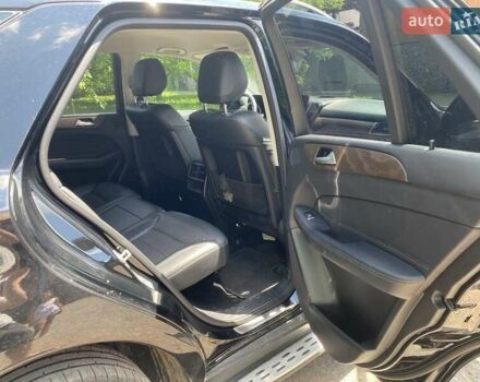 Черный Мерседес ГЛЕ-Класс, объемом двигателя 2.99 л и пробегом 150 тыс. км за 45000 $, фото 9 на Automoto.ua