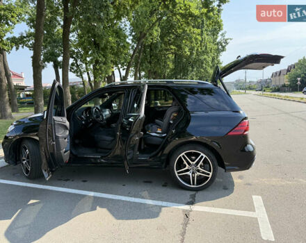 Черный Мерседес ГЛЕ-Класс, объемом двигателя 2.99 л и пробегом 92 тыс. км за 38000 $, фото 10 на Automoto.ua