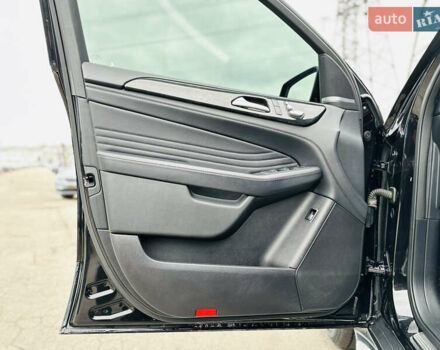 Черный Мерседес ГЛЕ-Класс, объемом двигателя 2.99 л и пробегом 118 тыс. км за 45999 $, фото 16 на Automoto.ua