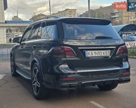 Мерседес ГЛЕ-Класс 2017 в Киеве на Automoto.ua Черный Мерседес ГЛЕ-Класс, объемом двигателя 3 л и пробегом 125 тыс. км за 33500 $, фото 4 на Automoto.ua