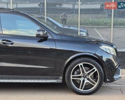 Мерседес ГЛЕ-Класс 2017 в Киеве на Automoto.ua Черный Мерседес ГЛЕ-Класс, объемом двигателя 3 л и пробегом 125 тыс. км за 33500 $, фото 8 на Automoto.ua
