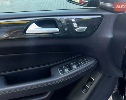 Черный Мерседес ГЛЕ-Класс, объемом двигателя 3.5 л и пробегом 105 тыс. км за 31500 $, фото 9 на Automoto.ua
