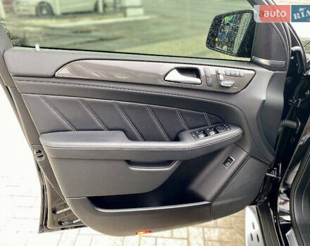 Черный Мерседес ГЛЕ-Класс, объемом двигателя 5.5 л и пробегом 44 тыс. км за 65000 $, фото 11 на Automoto.ua