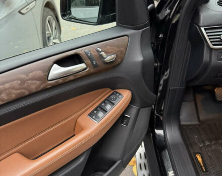 Черный Мерседес ГЛЕ-Класс, объемом двигателя 2.99 л и пробегом 170 тыс. км за 45000 $, фото 5 на Automoto.ua