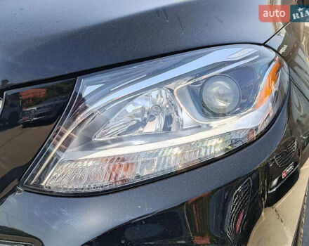 Черный Мерседес ГЛЕ-Класс, объемом двигателя 3.5 л и пробегом 98 тыс. км за 28990 $, фото 3 на Automoto.ua