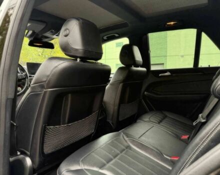 Мерседес ГЛЕ-Клас 2017 у Хмельницькому на Automoto.ua Чорний Мерседес ГЛЕ-Клас, об'ємом двигуна 3.5 л та пробігом 64 тис. км за 28500 $, фото 12 на Automoto.ua