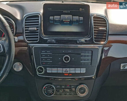 Черный Мерседес ГЛЕ-Класс, объемом двигателя 3.5 л и пробегом 98 тыс. км за 28990 $, фото 17 на Automoto.ua