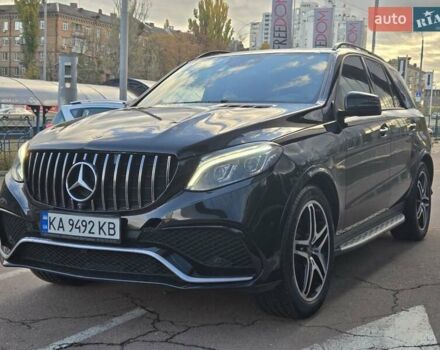 Мерседес ГЛЕ-Класс 2017 в Киеве на Automoto.ua Черный Мерседес ГЛЕ-Класс, объемом двигателя 3 л и пробегом 125 тыс. км за 33500 $, фото 1 на Automoto.ua
