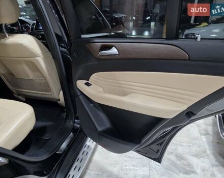 Черный Мерседес ГЛЕ-Класс, объемом двигателя 2.99 л и пробегом 118 тыс. км за 45500 $, фото 54 на Automoto.ua