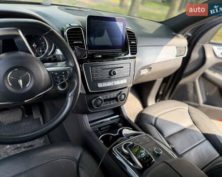 Черный Мерседес ГЛЕ-Класс, объемом двигателя 2.99 л и пробегом 92 тыс. км за 38000 $, фото 17 на Automoto.ua