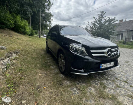 Мерседес ГЛЕ-Клас 2017 у Луцьку на Automoto.ua Чорний Мерседес ГЛЕ-Клас, об'ємом двигуна 2.14 л та пробігом 175 тис. км за 30000 $, фото 1 на Automoto.ua