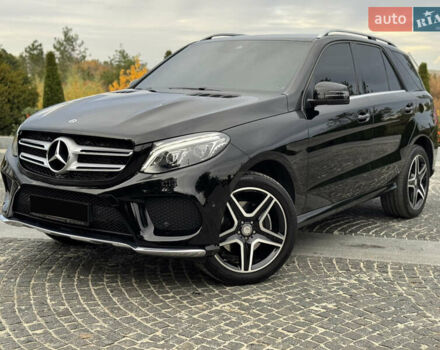 Мерседес ГЛЕ-Класс 2017 в Днепре (Днепропетровске) на Automoto.ua Черный Мерседес ГЛЕ-Класс, объемом двигателя 2.14 л и пробегом 137 тыс. км за 33500 $, фото 1 на Automoto.ua