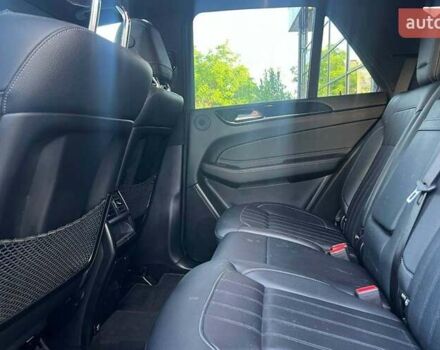 Черный Мерседес ГЛЕ-Класс, объемом двигателя 3.5 л и пробегом 105 тыс. км за 31500 $, фото 26 на Automoto.ua