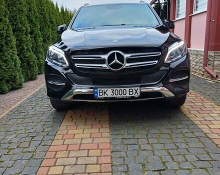 Мерседес ГЛЕ-Класс 2017 в Сарнах на Automoto.ua Черный Мерседес ГЛЕ-Класс, объемом двигателя 2.99 л и пробегом 69 тыс. км за 46500 $, фото 23 на Automoto.ua