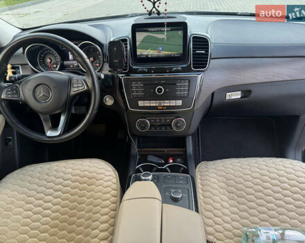 Черный Мерседес ГЛЕ-Класс, объемом двигателя 3 л и пробегом 118 тыс. км за 45000 $, фото 24 на Automoto.ua