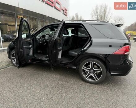 Черный Мерседес ГЛЕ-Класс, объемом двигателя 3 л и пробегом 99 тыс. км за 34900 $, фото 10 на Automoto.ua