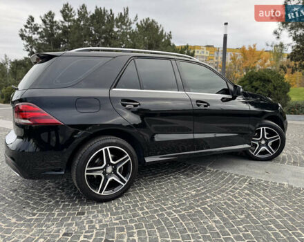 Мерседес ГЛЕ-Класс 2017 в Днепре (Днепропетровске) на Automoto.ua Черный Мерседес ГЛЕ-Класс, объемом двигателя 2.14 л и пробегом 137 тыс. км за 33500 $, фото 5 на Automoto.ua